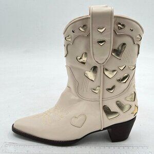Boots Cowgirl with a Heart Decor Embroidered Western Short Boot White